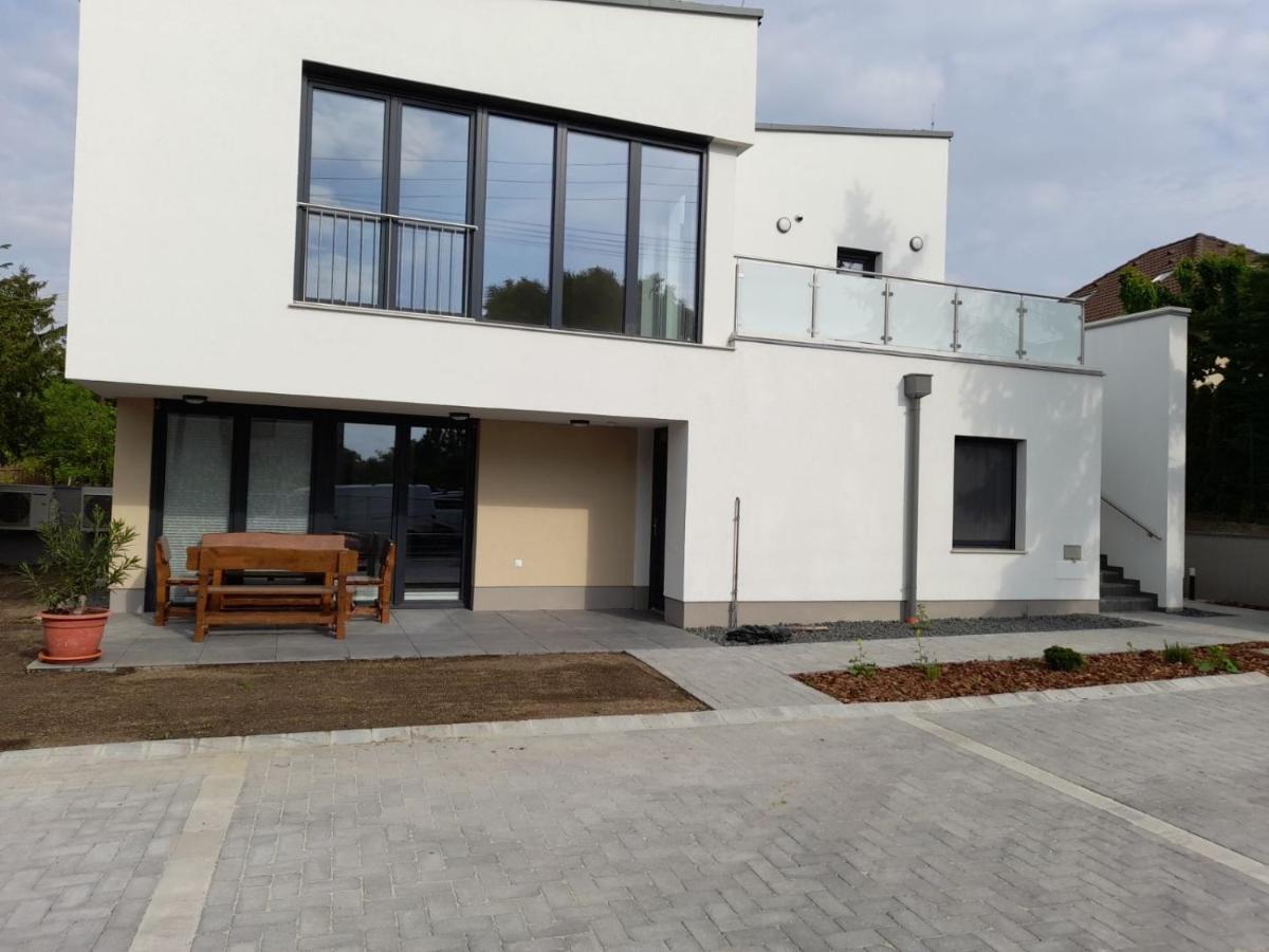 Kempi Kuckoja Balatonalmádi Exterior foto