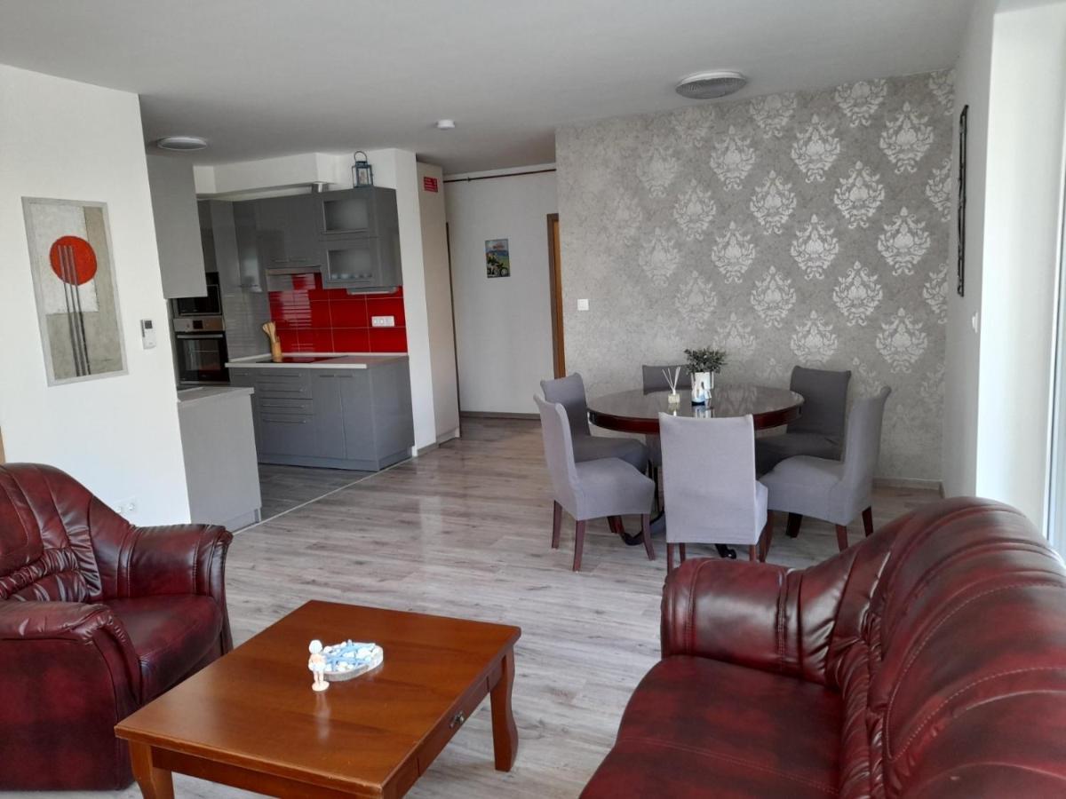 Kempi Kuckoja Balatonalmádi Exterior foto